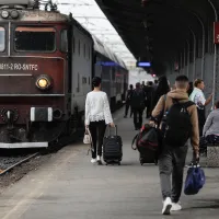 Tren în Gara de Nord - Foto: INQUAM PHOTOS/Octav Ganea