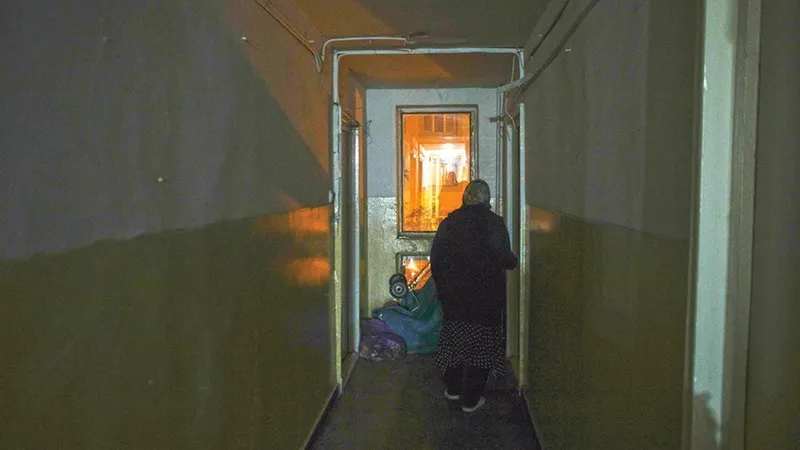 CASĂ SOCIALĂ ÎN FERENTARI Doamna Coca este una dintre cele 25 de persoane evacuate din Casa Hașdeu