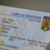 Carte de identitate (model) - Foto: Inquam Photos / Octav Ganea