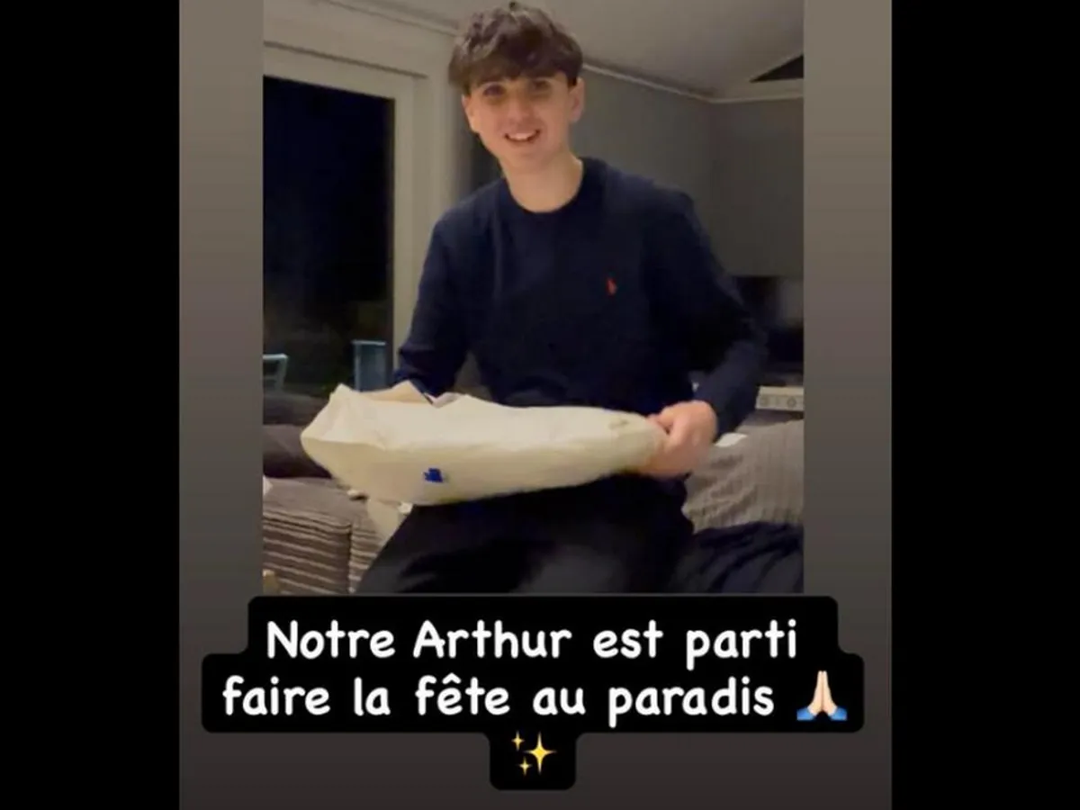 „Arthur al nostru a plecat acum să petreacă în Paradis” - Foto: Facebook / Laetitia Brodard-Sitre's