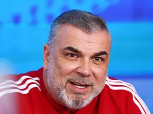 Ce schimbare! Cum arată în prezent Cosmin Olăroiu