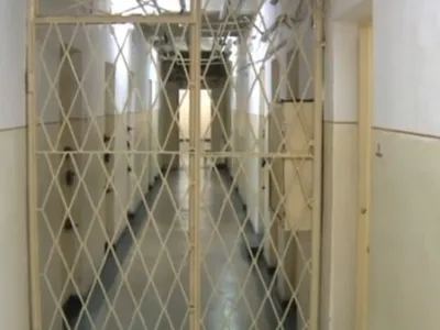 Breşă de securitate majoră la Penitenciarul din Târgu Jiu: Un deținut a intrat în sistemul informatic și a redus din pedepse
