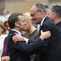 Emmanuel Macron și Friedrich Merz - Foto: Profimedia Images