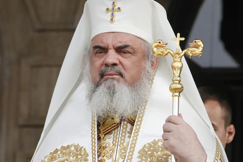 Patriarhul Daniel, Întâistătătorul BOR, a confirmat, în sfârșit, că s-a vaccinat împotriva COVID-19. / Foto: hotnews.ro