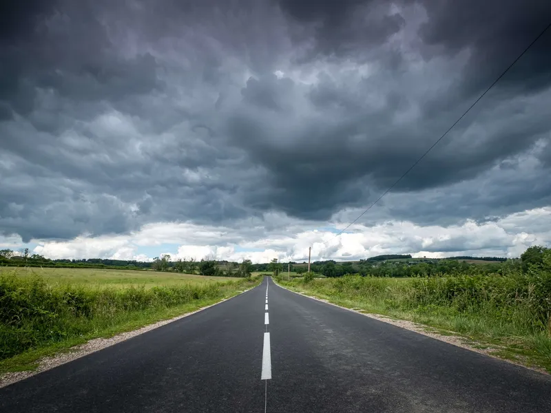 Următoarele săptămâni vor fi pline de furtuni, vijelii în mare parte din România Sursa: Freepik
