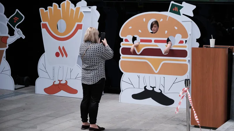 Rețeaua "Gustos și atât", cu care rușii au înlocuit McDonald's-ul, nu mai are cartofi până la toamnă Foto: profimediaimages