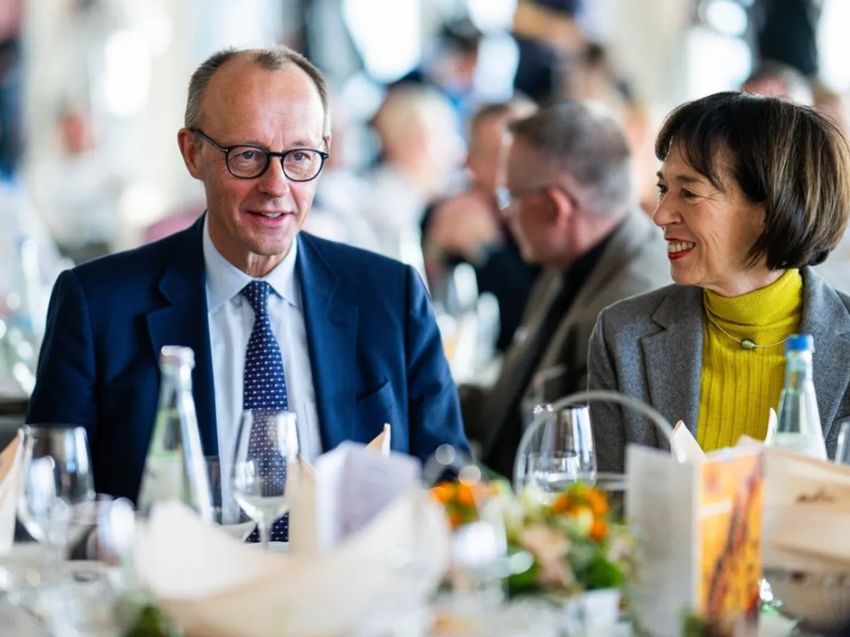 Soția cancelarului Friedrich Merz, spitalizată temporar după o căzătură de bicicletă