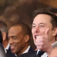 Trump a „dinamitat” trecerea la mașini electrice în SUA. De ce-l susține Musk? Câștigă, nu e fraier - Foto: Profimedia Images - Imagine cu rol ilustrativ