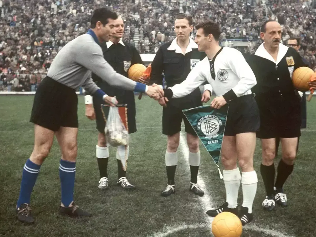 Doliu în fotbalul italian: A murit fostul mare portar Lorenzo Buffon