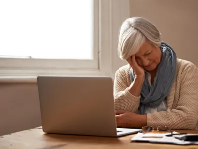 Pensionarii pierd bani la pensie - Foto: Freepik