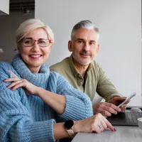 Guvernul interzice cumulul pensie cu salariu. Sute de mii de pensionari „loviți” de decizie - Foto: Freepik