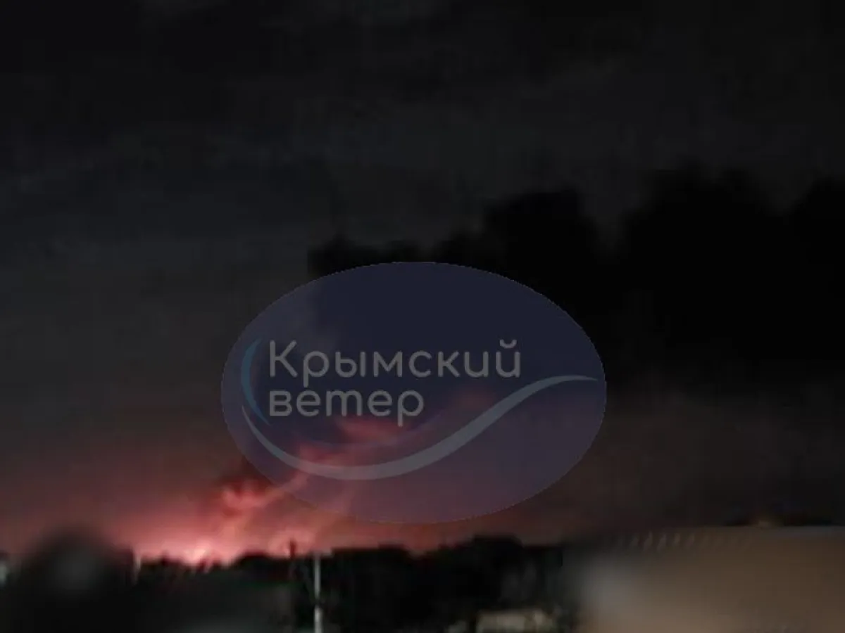 Explozii puternice în Crimeea. Aerodromul Saki, în flăcări după un atac cu drone ucrainene - Foto: X/ @RubrykaEng