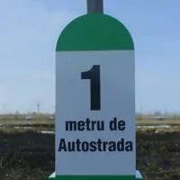 Ștefan Mandachi a construit un metru de autostradă, ca protest