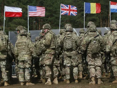 NATO: Dacă Rusia vrea mai puține trupe ale Alianței în apropierea frontierelor, va obține contrariul. / Foto: apnews.com