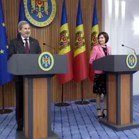 Johannes Hahn și Maia Sandu la Chișinău