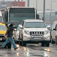 Ploui şi vânt puternic. Este trafic în creştere, pe arterele care intră în marile oraşe ale ţării - Foto: PXHere