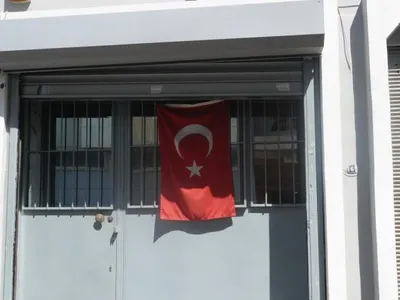 Izmir: Ce se bea de ziua puciului din cănile pe care scrie „milk”