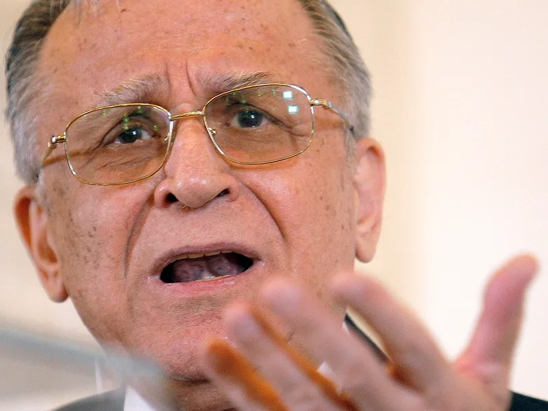Ion Iliescu, fostul președinte al României - Foto: Profimedia Images