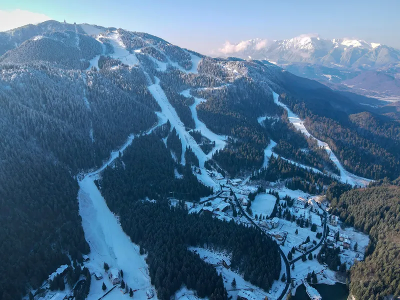 Primul hotel de lux Kempinski din România, în Poiana Brașov. În „Poiana” bulgarilor, e de 18 ani - Foto: Facebook/Poiana Brasov