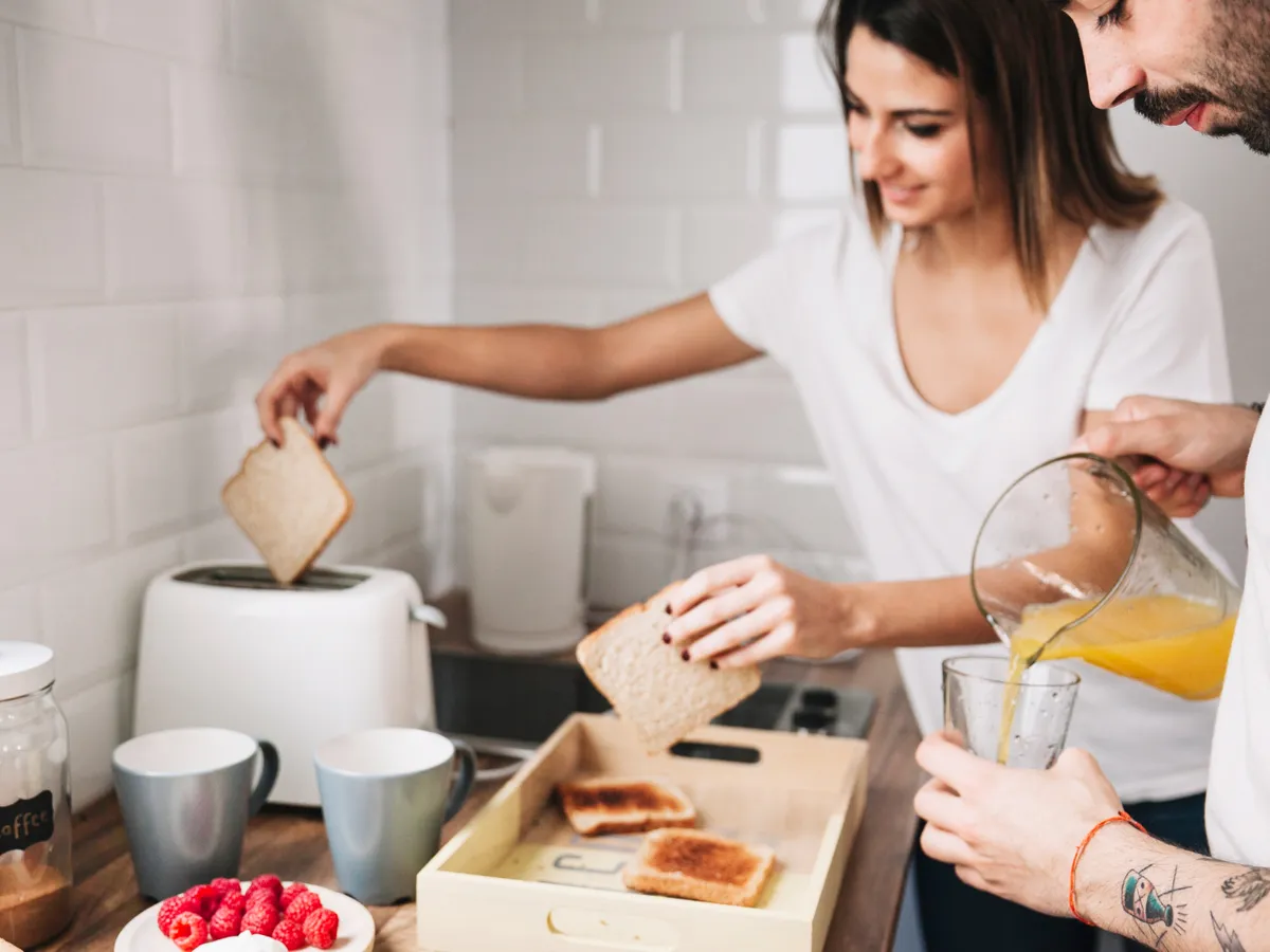 Metoda prin care să-ți cureți prăjitorul de pâine în mai puțin de 15 minute. Ce fel de soluție să folosești? - Foto: Freepik (Imagine cu rol ilustrativ)