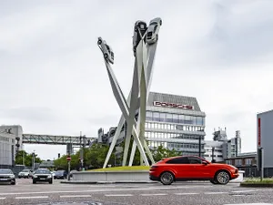 Doi dintre cei mai prestigioși constructori auto din Germania, în criză. Mii angajați, în pericol - Foto: Profimedia Images (Imagine cu rol ilustrativ)
