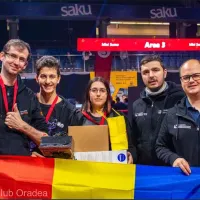 Echipa Robotics Club Oradea s-a clasat pe locul 3 la proba Mega Sumo, cea mai spectaculoasă şi grea probă din Concursul "Robotex" de la Tallinn. / Foto: Robotics Club Oradea