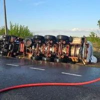 Un deces în răstunarea unei cisterne cu etanol, chiar acum - Foto: ISU Vrancea