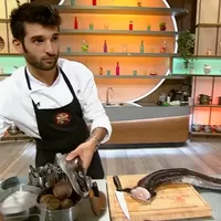 Richard Abou Zaki, singurul bucătar român cu o stea Michelin, s-a născut în urmă cu 26 de ani la Piatra Neamț. - Foto: captură video/a1.ro