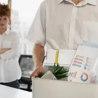 Restructurări masive la o bancă cu 900.000 de angajați. Închide sute de sucursale. Care e motivul - Foto: Freepik (rol ilustrativ)