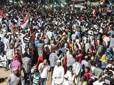 Protestatarii sudanezi au închis conducta care transporta petrol la Khartoum/foto: reuters