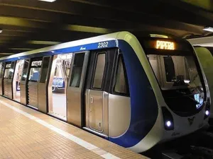 Tentativă de suicid la metrou, marți dimineață. Circulația trenurilor, perturbată pe Magistrala 2 - Foto: Facebook/Metrorex