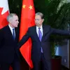 Prim-ministrul canadian Mark Carney și Zhao Leji, președintele Comitetului Permanent al Congresului Național al Poporului, la Marele Palat al Poporului din Beijing în ianuarie 2026 Foto: profimediaimages.ro