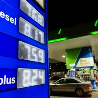 Ministerul cu apetiti pentru combustibil - INQUAM PHOTO / Cornel Putan