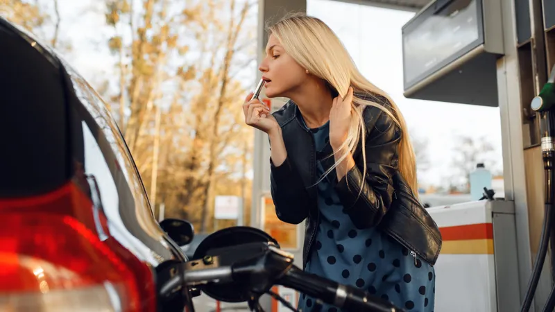 Vremuri grele pentru șoferi: Poluarea va scumpi benzina și motorina. Frânele și pneuri să fie ECO - Foto: Freepik