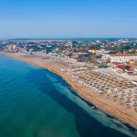 Cazare la mare cu doar 35 de lei pe noapte. În ce stațiuni te poți relaxa la prețuri reduse? - Foto: Profimedia Images/ Imagine cu caracter ilustrativ