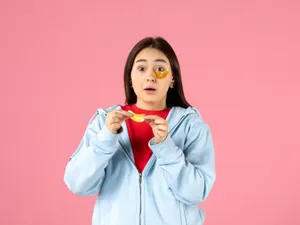 Leguma din grădină care te scapă de cearcăne. O scoți din pământ și o prăjești - Foto: Freepik (imagine cu rol ilustrativ)
