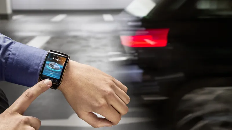 S-a terminat supremația iPhone. Mașinile BMW pot fi parcate de la distanță și cu Samsung și Motorola - Foto: BMW