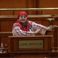 Diana Șoșoacă a depus o lege care, dacă ar fi aprobată de Parlament, ar băga România în război cu Ucraina - Foto: INQUAM PHOTOS / George Călin