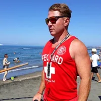 Românul care a ajuns erou în Italia, după ce a salvat un copil de la înec - Foto: Facebook/ Alin Stoian