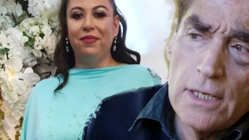 Oana Roman nu a uitat nici acum, la vârsta de 45 de ani, pedepsele pe care le primea de la tatăl ei în copilărie. / Foto: playtech.ro