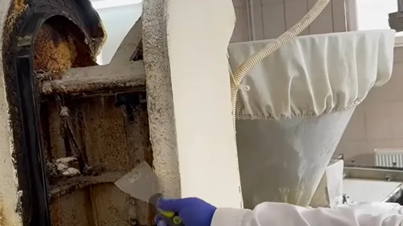 5 brutării din București, închise de ANPC și amendate cu 155.000 lei. Ce au găsit inspectorii - Foto: captură video