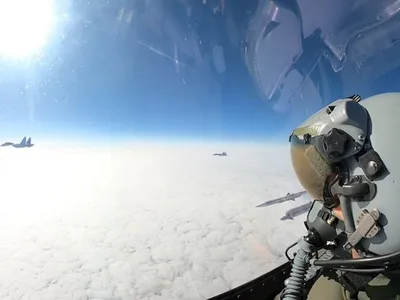 Avioanele de luptă pleacă în misiune numai în pereche - FOTO Forțele Aeriene Române