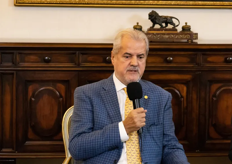 Adrian Năstase - Foto: FB