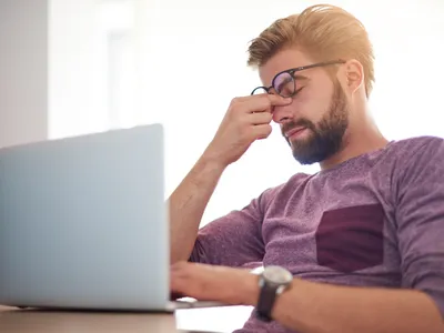 Ce greșeli fac oamenii mereu obosiți și lipsiți de motivație? Obiceiurile invizibile care le golesc bateriile - Foto: Freepik (Imagine cu rol ilustrativ)