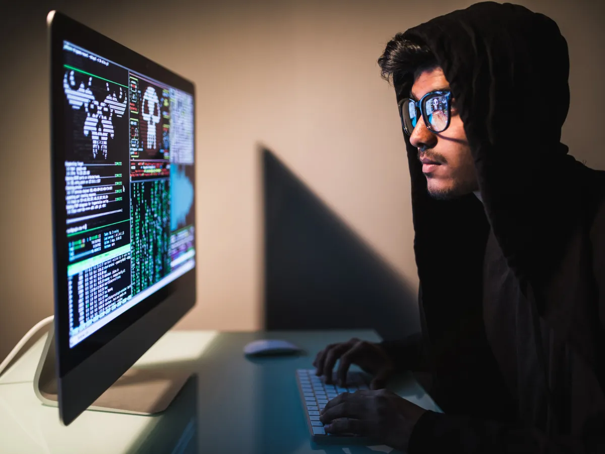 Spion online - Foto: Freepik (rol ilustrativ)