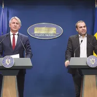 REA VOINȚĂ Orlando Teodorovici și Darius Vâlcov, executanții a ceea ce se anunță  un dezastru economic