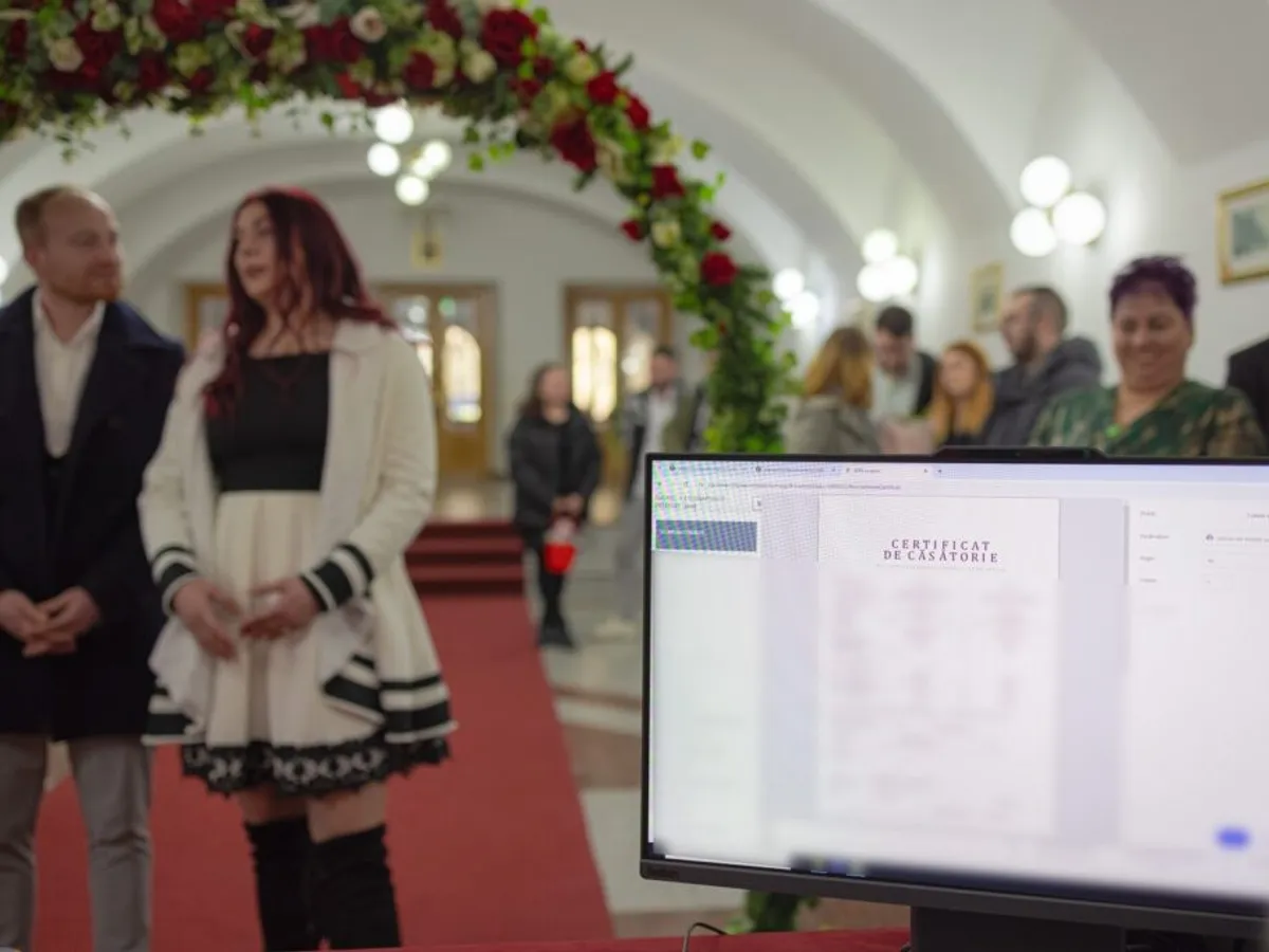 Căsătorie - Foto:ziaruldeiasi