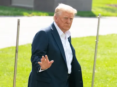 Trump majorează tarifele vamale pentru Canada de la 25% la 35%: „Este o urgență națională” - Foto: Profimedia images