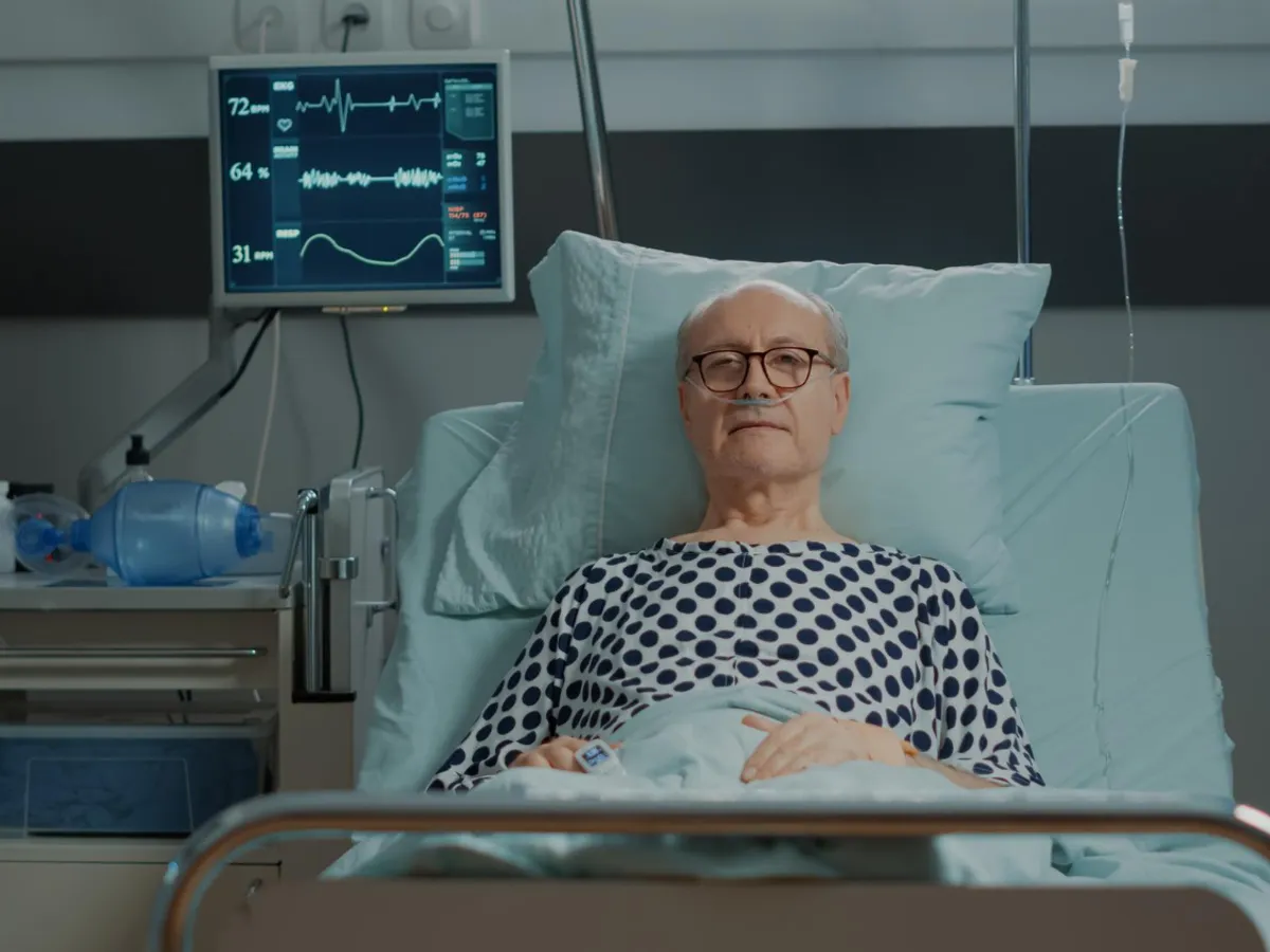 Pacient în spital - Foto: Freepik