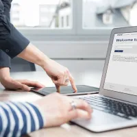 sursă onlineplatform